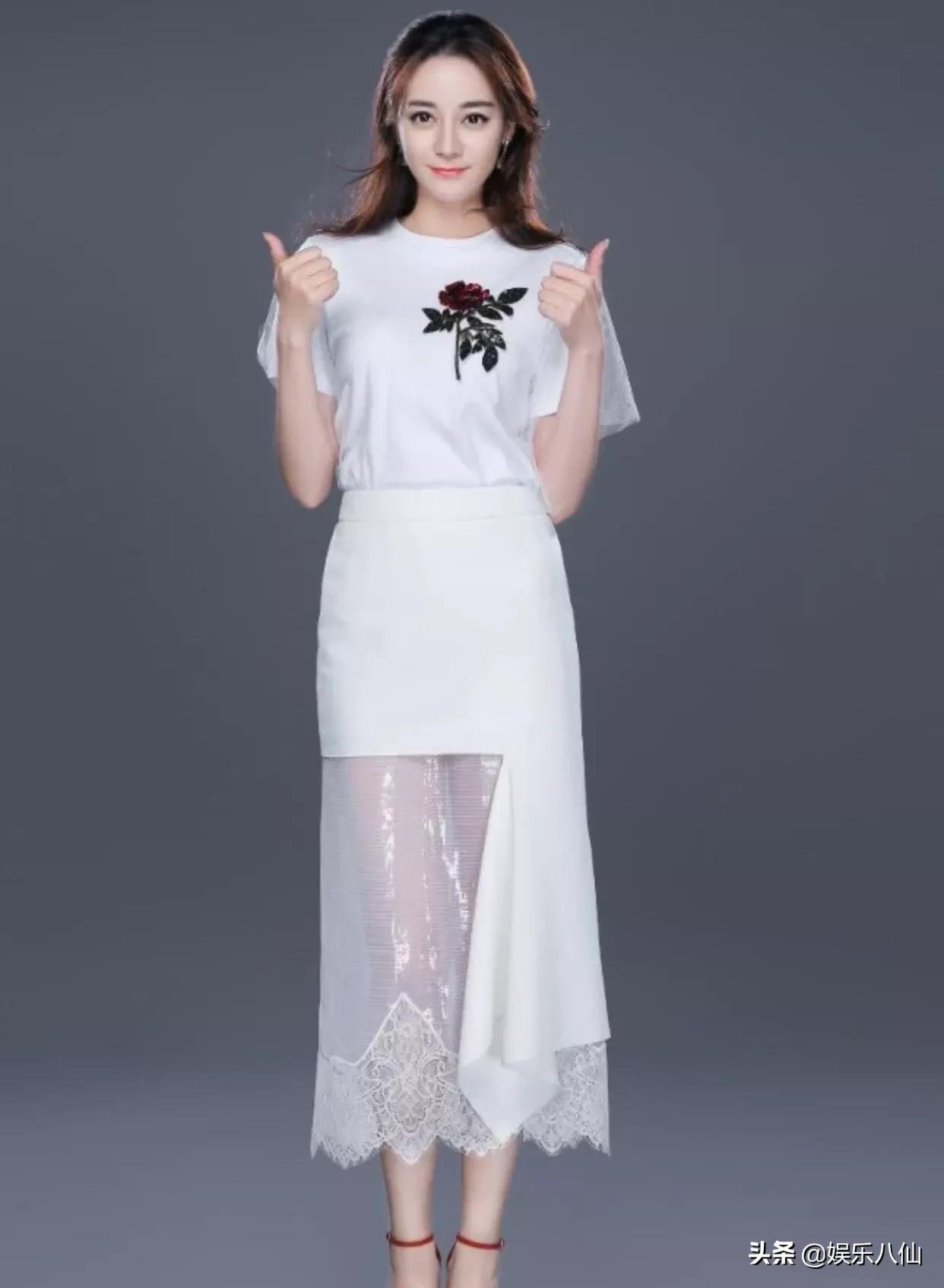 黑丝腿很常见,但迪丽热巴这种自带液体袜 - 今